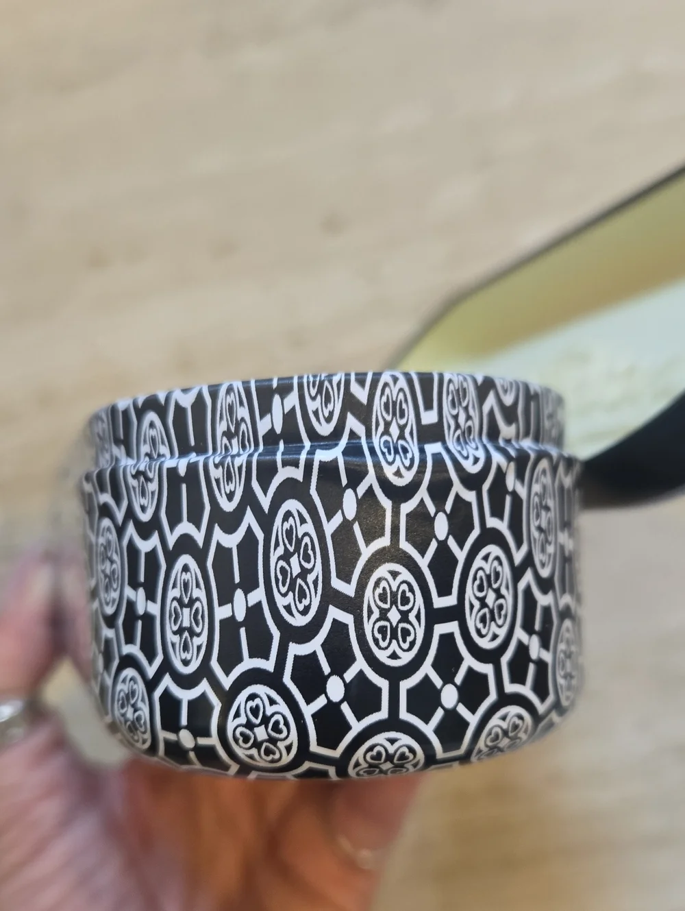 Brighton Black/White Design Print Sunglasses Tin